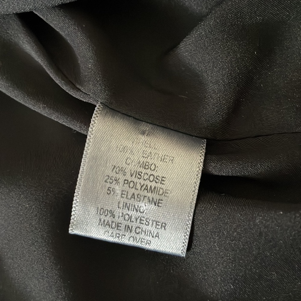 Leather jacket - Picture 4 of 5